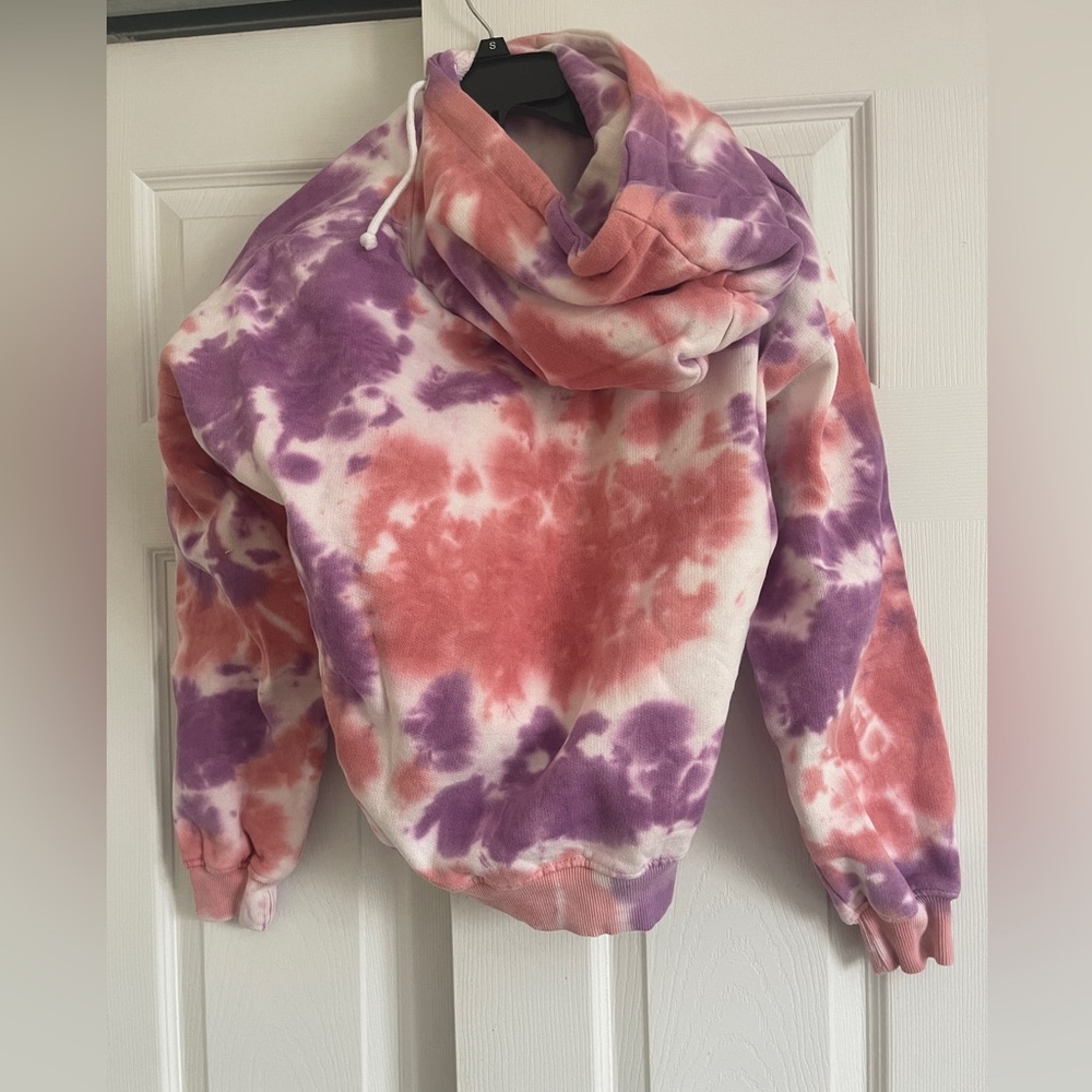 PrettyLittleThing Multicolor Tie-Dye Hoodie - Picture 2 of 3